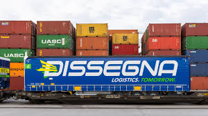 Al servoautodistributore sono collegati in ingresso due tubi, quello del moderabile e quello dell'automatico. Schmitz Cargobull 700 Nuovi Semirimorchi A Dissegna Logistics Vado E Torno Web News Dell Autotrasporto