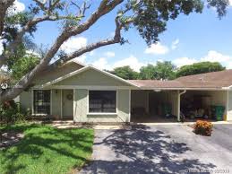 3620 W Bell Dr Unit 71 Davie Fl 33328 3 Beds 2 Full Baths Outdoor Decor Broward County Florida Outdoor Structures