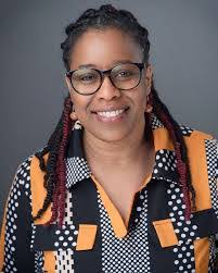 Glory Essien's Instagram, Twitter & Facebook