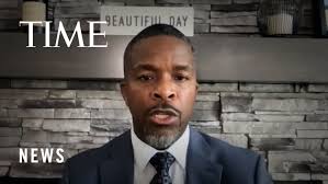 Dad Charges Superintendent at High School Graduation