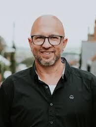 Mark Pugh's Instagram, Twitter & Facebook