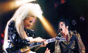 La histórica guitarrista de Michael Jackson, Jennifer Batten, palpita con  Forbes Argentina su llegada al país