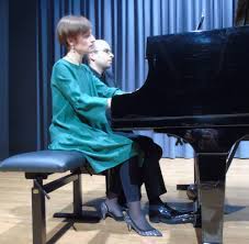 Quickly find what you are looking for. Zwei Pianisten Verschmelzen Zur Einheit Kirchheimer Umland Teckbote