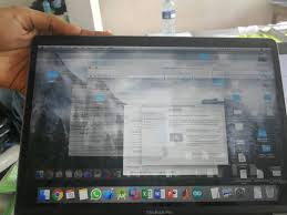 To determine whether a display driver or app is causing the problem, check to see if task manager flickers. My Macbook Screen Flickering After Mojave Apple Community