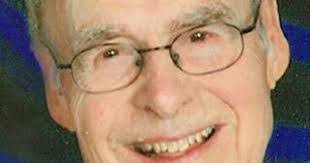 Albert Winslow's Instagram, Twitter & Facebook