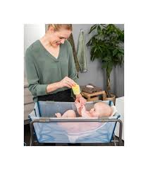 Stokke® flexi bath® is a foldable baby bath suitable from birth to four years. Stokke Flexi Bath