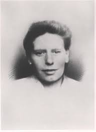 Sometime ago I posted that I was looking fot for Joyce Moody 1961 and Judy  Huddleston 1959…I found Joyce❤️. Still looking for Judy😎