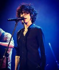 It was released on november 20, 2015, as the second single from her third ep, death valley and the fourth studio album of the same name (2016). 12 L P Lost On You Ideas Lp Singer Singer Laura