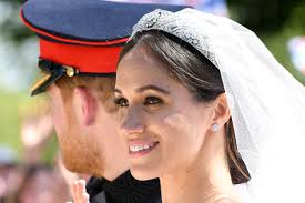 There was the reading by harry's maternal aunt, lady jane fellowes, meghan's historic solo walk for half of her trip down the aisle, and meghan's veil. Why Meghan Markle S Royal Wedding Makeup Is Influential Vox