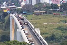 We did not find results for: Apos O Brasil Agora O Paraguai Preve Abertura Da Fronteira A Moradores Locais