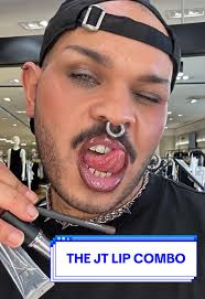 Lipstick Snob: 3 Ways to Style Your Lips ❤️‍🔥