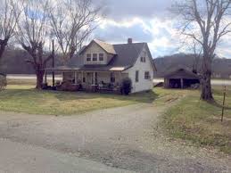 93 Dubre Post Office Rd Burkesville Ky 42717 Little Dream Home Renting A House House Styles