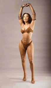 TS Escort - Porn Star ALEYDA GUZMAN from London - Shemale.UK