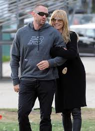 Heidi klum hätte sich auch keinen besseren berater aussuchen können. Der Wilde Manner Reigen Der Heidi Klum Kurier At