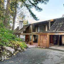 A West Vancouver home by 'the other guy'