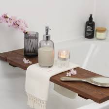 Diy Badenwannenablage Aus Holz Einfach Selber Bauen Diycarinchen In 2020 Selber Machen Holz Windlichter Selber Machen Selber Machen