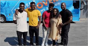 We've got you covered with end to end online tailoring for ladies at 25% cost savings, 100% delivery on time, pickup & drop. Tailored Living And Extreme Makeover Home Edition Get The Joseph Family Organized Tailored Living