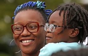 Allen & Allen, in partnership with Richmond Public Schools, unveiled a new  Hometown Heroes Mural at Lucille Brown Middle today. The mural honors local  changemakers—including the school's namesake, Dr. Lucille Brown—and  highlights