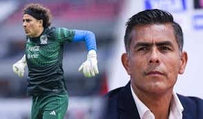 Oswaldo Sánchez harto de ver a Ochoa en la Selección: “Es momento de una  renovación”