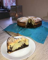 Zebrakuchen Einfach Nachbacken Leckerer Marmorkuchen Im Zebraloook Und Mit Obst Topping Jetzt Inspirieren Lassen Auf B Marmorkuchen Kuchen Lebensmittel Essen