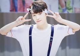 The group consists of 13 members: Seventeen S Dino Profile Facts Dating Rumor Byeol Korea
