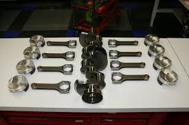 On a flat crank engine, all the connecting rods are straight up and down at tdc and bdc or 0 and 180 degrees, if we call tdc 0 degrees. Flat Plane Crank Engine Page 2 Gt40s