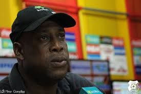 Medford: “Ojalá nos pongan de nuevo a Walter Quesada como árbitro”