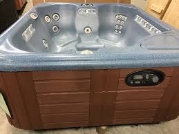 Redwood enchantment with hot tub & views home'da veranda vardır. 3100 2001 Prodigy Blue Redwood Mountain Hot Tub