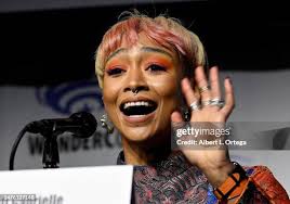 548 photos et images haute résolution de Tati Gabrielle