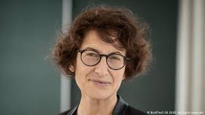 Förderung, gewinn, umsatz, mitarbeiter, netzwerk, wirtschaftsinfos. Biontech Mit Lichtgeschwindigkeit Zum Ersten Corona Impfstoff Wirtschaft Dw 09 11 2020