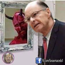 According to macedo ' ' this so popular religion in brazil is a plant of insane people and an agency where if it takes off the. Edir Macedo Filho Do Diabo Photos Facebook