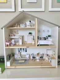 Maison De Poupee Ikea In 2020 Kinder Puppenhaus Puppenhaus Barbie Haus