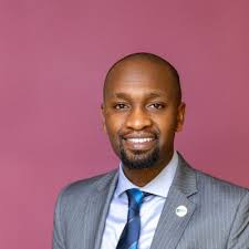 Encouragement is great food! Everyone needs a good serving of it. I got to  Peak Lenana of the punishing Mt. Kenya way less out of physical fitness and  more from the consistent