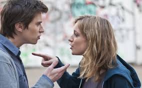 Ini bukan masalah yang mudah, jika anda seorang perempuan yang lemah lembut, pasti merasa tidak nyaman jika pertengkaran itu terus terjadi setiap hari. Simak 5 Tips Ini Untuk Menaklukkan Hati Wanita Yang Keras Kepala