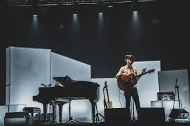 Singer/songwriter and pop experimentalist who rose to the top of argentina's music scene, both in soda stereo and as a solo act. 9kzpvy779udhqm