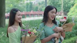 Buổi casting có sự góp mặt của hàng loạt sao, hot teen đang được yêu thích như: Chau Bui Báº¯n Tiáº¿ng Anh NhÆ° Gio Va Pháº£n á»©ng Báº¥t Ngá» Cá»§a Khach Tay Youtube
