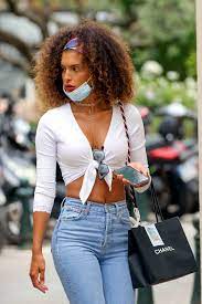 Bio, videos, images, instagram photos, si swim photos and articles for jessica aidi. Jessica Aidi Shopping At Chanel Store In Saint Tropez Page 15 Hollywood Celebs Fropky Com