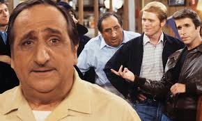 Al Molinaro dies at 96, star of Happy Days and the Odd Couple