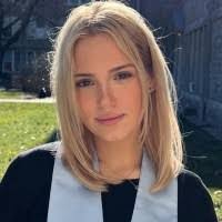 Casey Lessard's Instagram, Twitter & Facebook