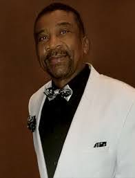 Kendrick Farrell's Instagram, Twitter & Facebook