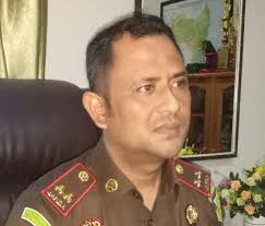 Kejaksaan Sanggau Memburu Mantan Kepala BPN Dan Chandra Maulana