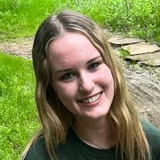 Brooke Fortner's Instagram, Twitter & Facebook