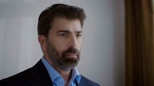 AVANCE #esaret 385 lunes 21 octubre a las 21:15 hrs. 🇹🇷 “No aceptaré ni  un solo bocado que no me lo haya ganado.” (Cuando ella lo llama Orhun bey  él simplemente murió de nuevo 💔) #orhir #cenktorun ...