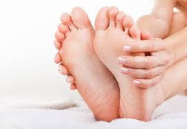 Toe numbness is the result of injury, compression or irritation of a nerve or a branch of one of the nerves experiencing big toe pain can also cause pain when walking, swelling in the toe, or discoloration of. Healing Numb Feet Diabetes Self Management