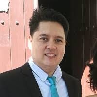 Gilbert Yniguez's Instagram, Twitter & Facebook