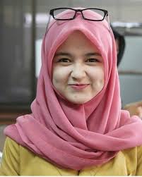 Background wanita cantik untuk quotes. Hijab Iimut Girl Hijab Beautiful Hijab Hijab