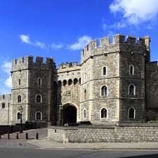 Windsor castle is the largest and oldest inhabited castle in the world. Berkshire Coronavirus Windsor Castle To Close Until Further Notice Berkshire Live