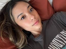 I'm just right here ⬇️ https://beacons.ai/charis.cakes