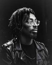 Andre Henry's Instagram, Twitter & Facebook