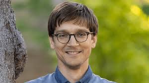 Bluffton professor presenting